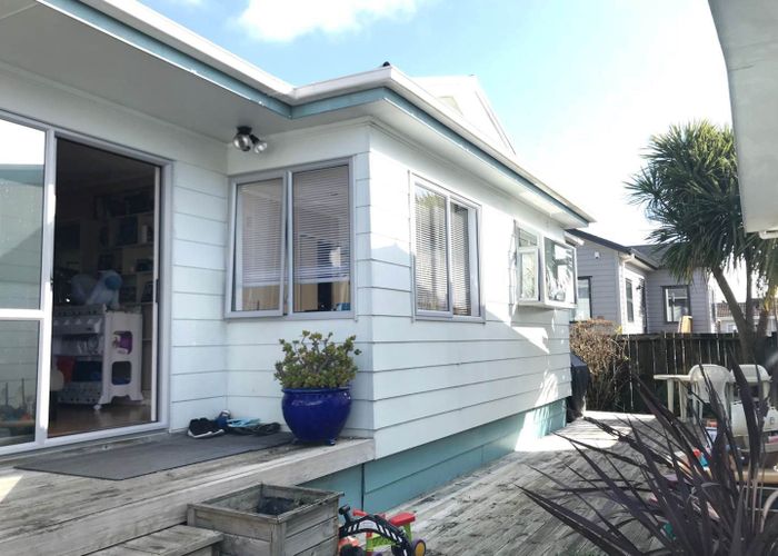  at 81A Sunderlands Road, Half Moon Bay, Manukau City, Auckland