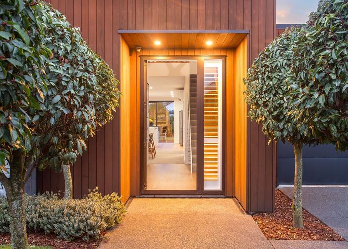  at 90C Bryndwr Road, Fendalton, Christchurch City, Canterbury