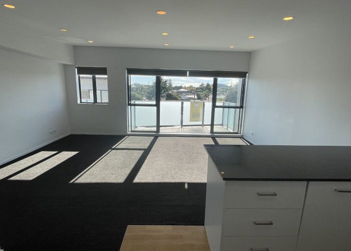  at 6 Aranui Road, Mount Wellington, Auckland City, Auckland