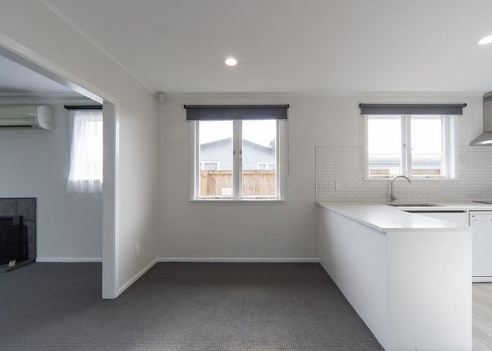  at 27 Cotton Street, St Andrews, Hamilton