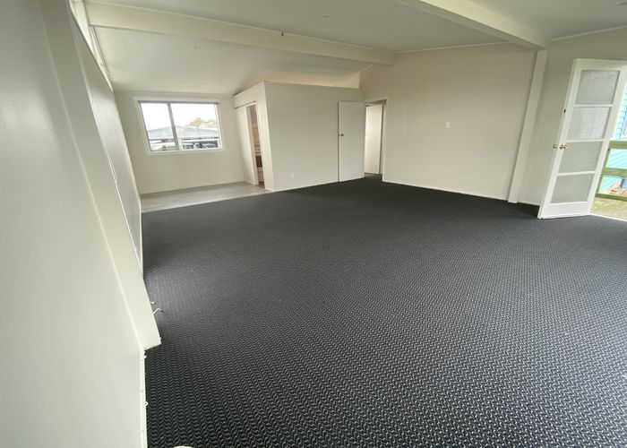  at 74 Bader Drive, Mangere, Auckland