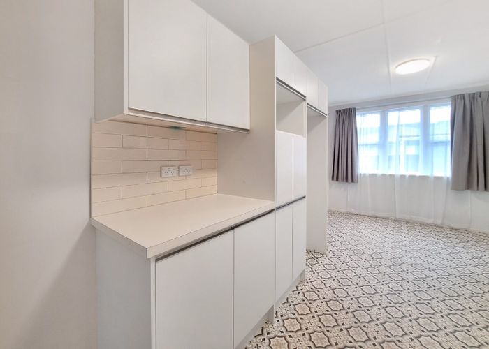  at 41 Bird Grove, Stokes Valley, Lower Hutt, Wellington