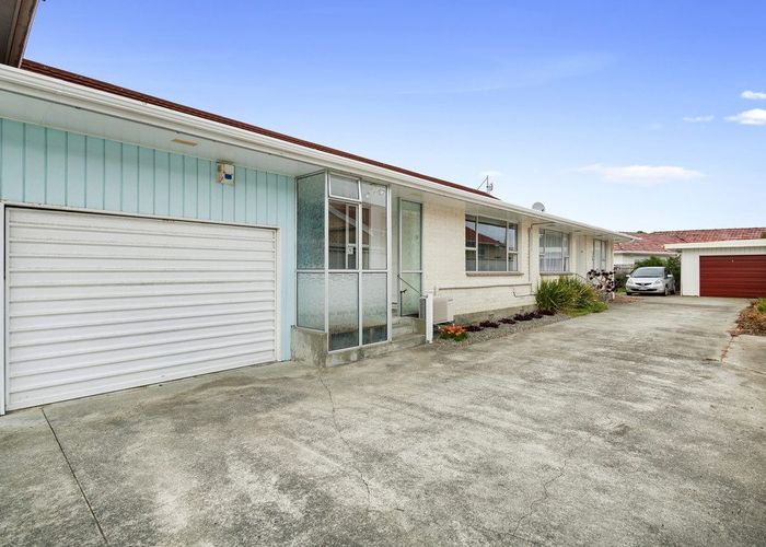  at 2/38 Pretoria Street, Hutt Central, Lower Hutt