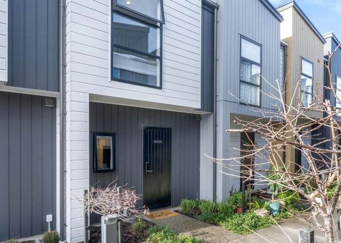  at 15/47A Huntington Drive, Huntington Park, Auckland