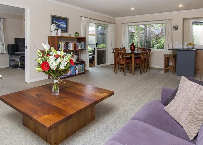  at 11 Ardkeen Place, East Tamaki, Manukau City, Auckland