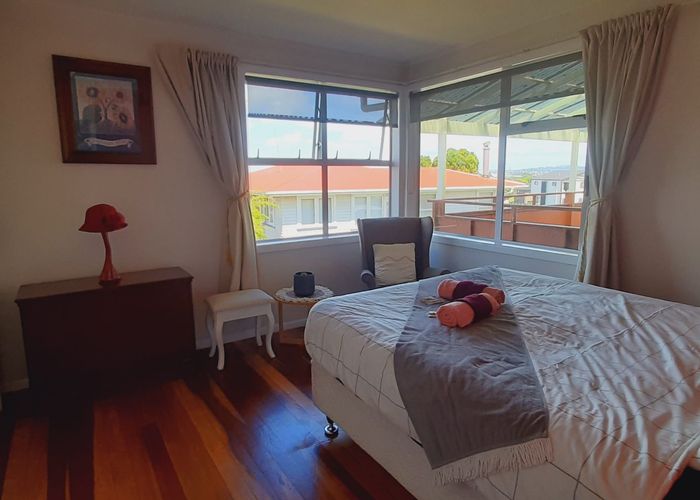  at 16 Carole Cres, Pakuranga, Manukau City, Auckland