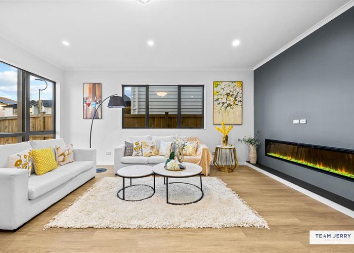  at 3 Knockanara Drive, Flat Bush, Manukau City, Auckland