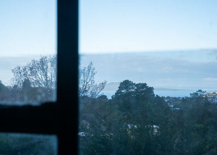  at 70 Carlisle Road, Browns Bay, North Shore City, Auckland
