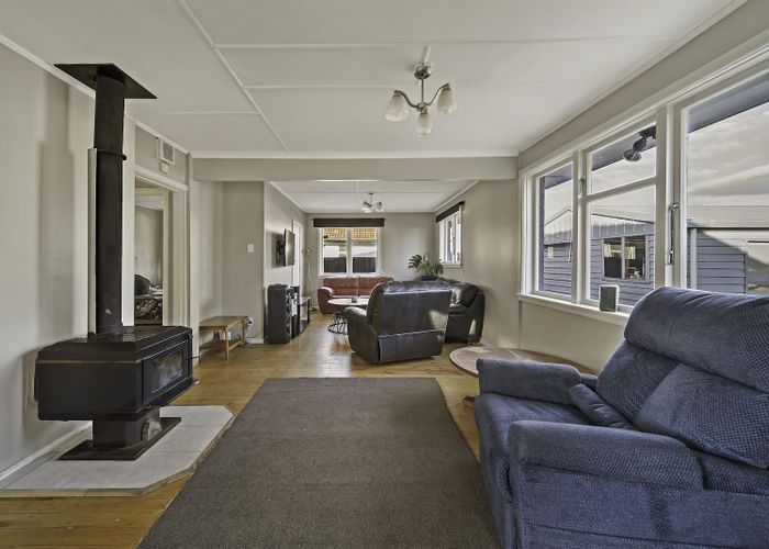 at 6 Carisbrooke Street, Aranui, Christchurch City, Canterbury