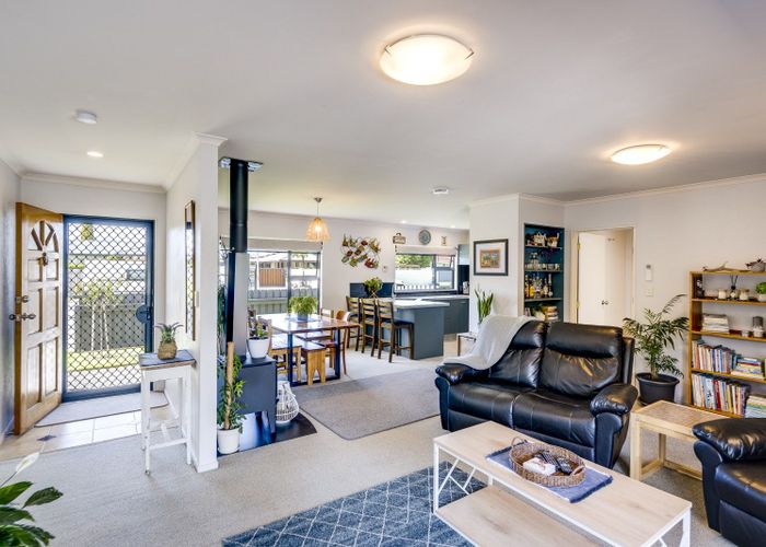  at 27 King Street, Taradale, Napier