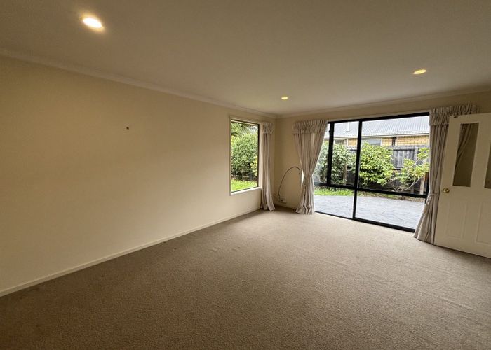  at 2/137 Harewood Road, Papanui, Christchurch