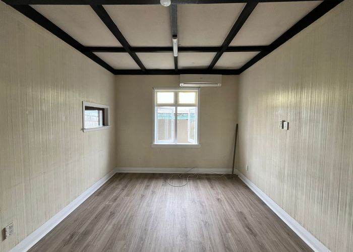  at 8 Berkeley Road, Manurewa, Manukau City, Auckland
