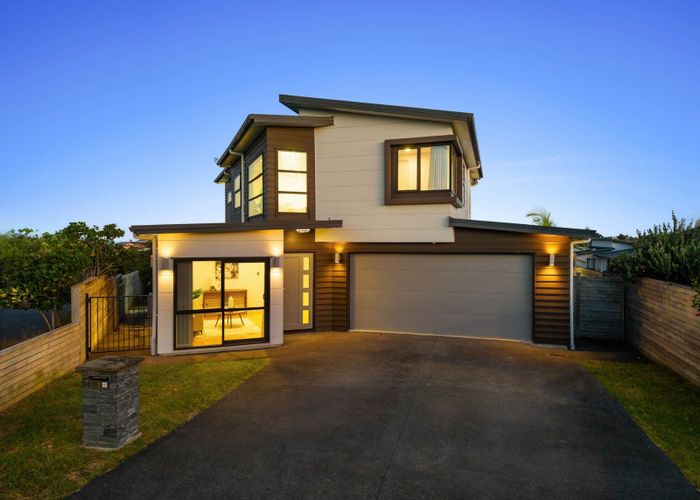  at 7 Eastreef Court, Long Bay, North Shore City, Auckland