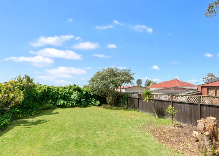  at 6 Tamariki Avenue, Kelston, Auckland