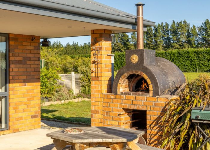  at 2233 South Eyre Road, Eyrewell, Rangiora