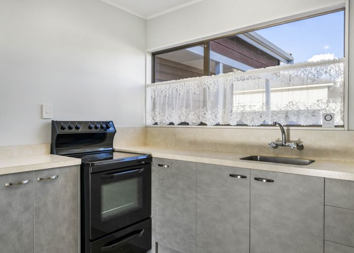  at 22B Kingswood Road, Papatoetoe, Manukau City, Auckland