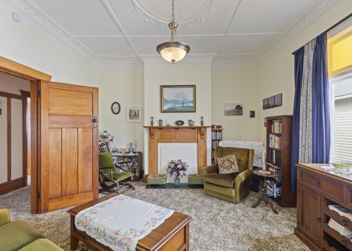  at 23 Paynters Avenue, Strandon, New Plymouth