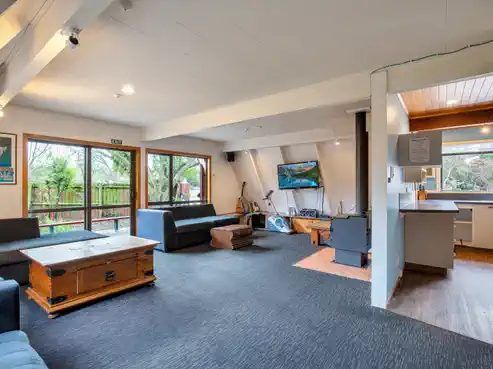  at 518 Linwood Avenue, Woolston, Christchurch City, Canterbury