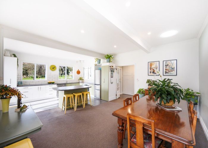  at 185 Albert Road, Tokomaru, Palmerston North