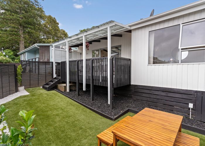  at 2/24 Arthur Street, Onehunga, Auckland City, Auckland
