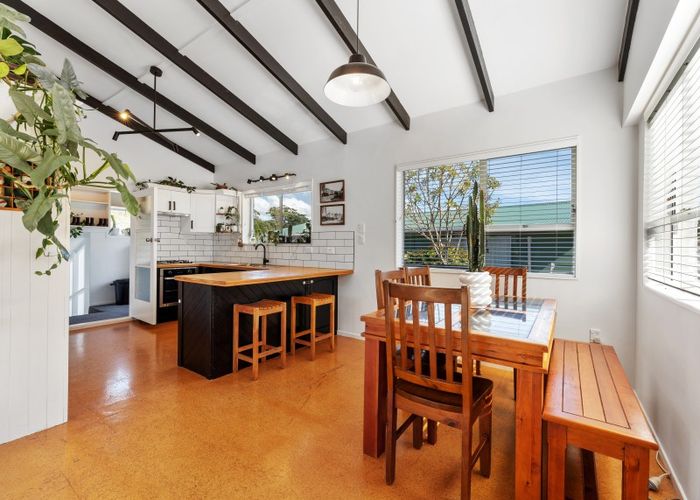  at 72 Pembroke Street, Westown, New Plymouth