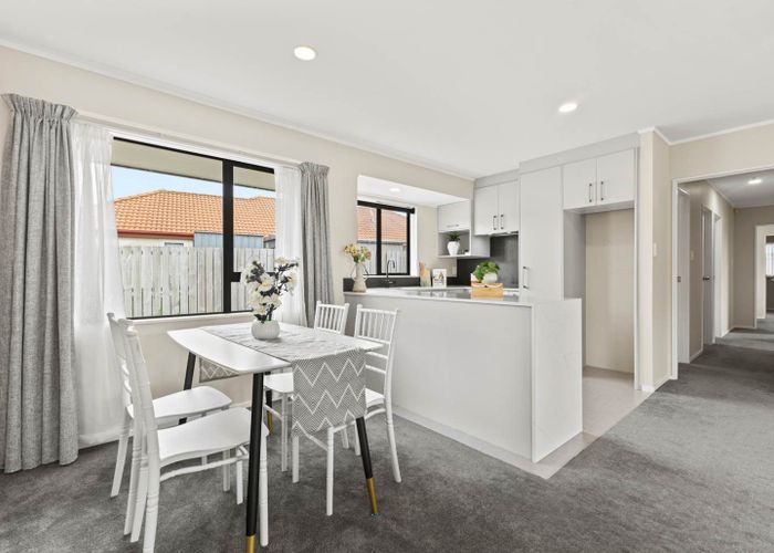  at 9 Glen Osborne Terrace, Flat Bush, Auckland