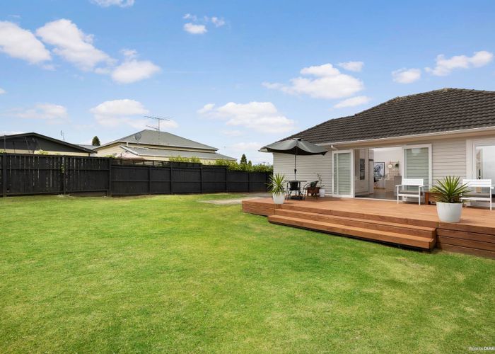  at 207 Mount Smart Road, Onehunga, Auckland