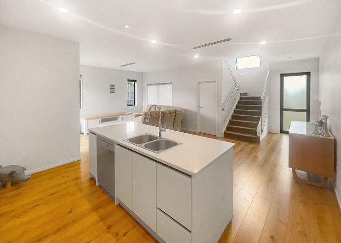  at 3 Ballinadreen Road, Flat Bush, Manukau City, Auckland