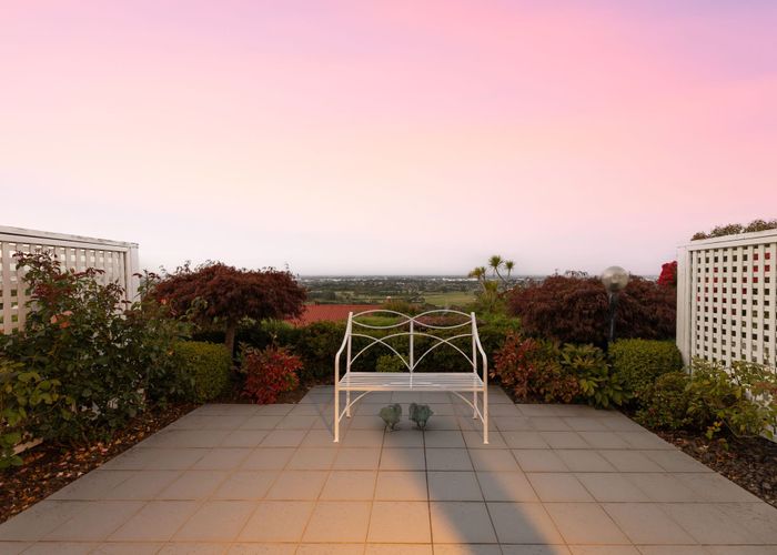  at 1/17 Petworth Place, Westmorland, Christchurch City, Canterbury