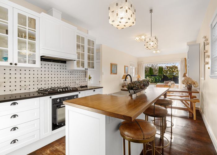  at 16 Hawthorne Street, Strowan, Christchurch City, Canterbury
