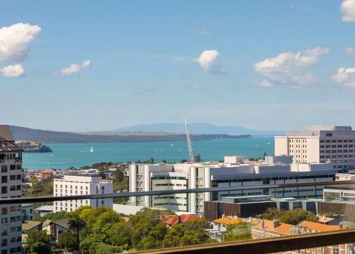  at 1102/5 Hohipere Street, Grafton, Auckland