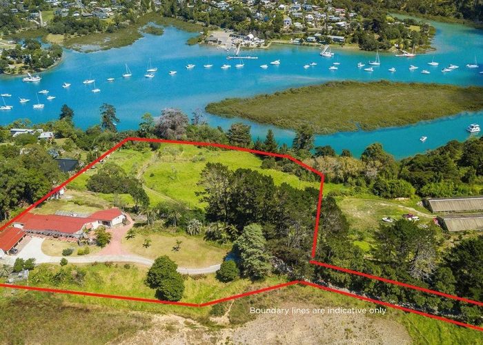  at 90 Cedar Terrace, Stanmore Bay, Rodney, Auckland