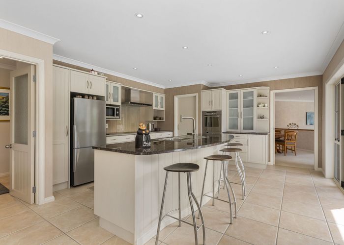  at 25 Everlea Place, Alfriston, Manukau City, Auckland