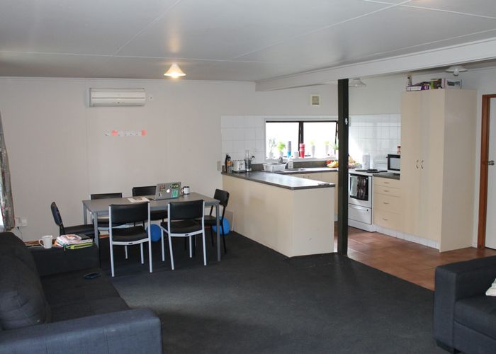  at A & B/840 Cumberland St, North Dunedin, Dunedin, Otago