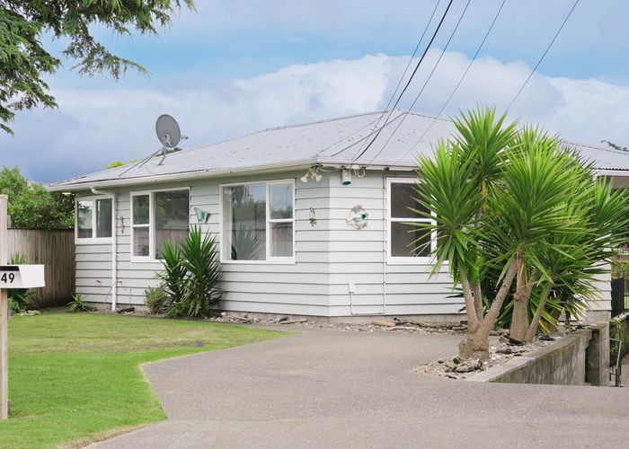  at 49 Gray Avenue, Paraparaumu Beach, Kapiti Coast, Wellington