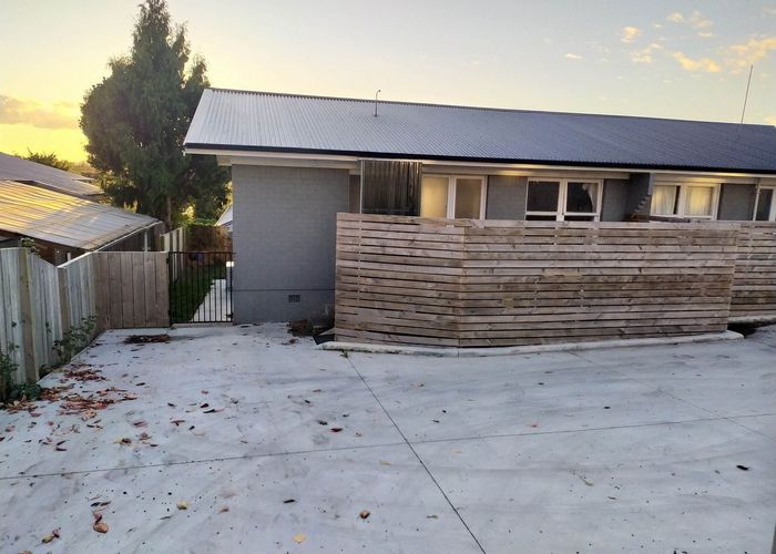  at 98B Forest Lake Road, Forest Lake, Hamilton, Waikato