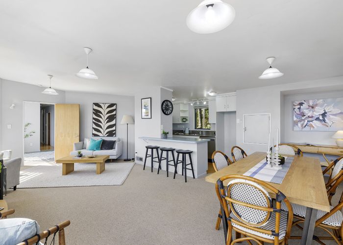  at 445 Marine Drive, Mahina Bay, Lower Hutt