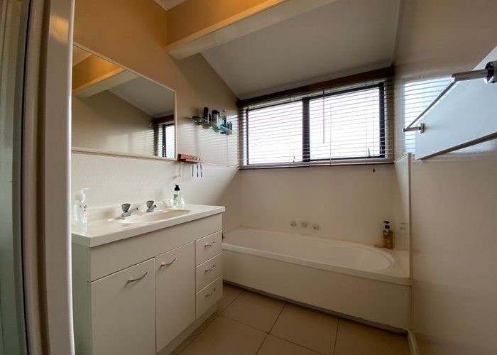  at 28A Beach Road, Pahurehure, Papakura, Auckland