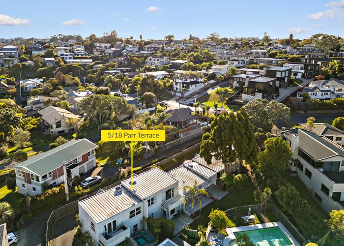  at 5/18 Parr Terrace, Castor Bay, North Shore City, Auckland