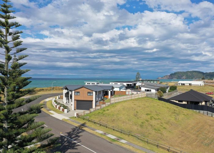  at 2 Pacific Parade, Coastlands, Whakatane, Bay Of Plenty