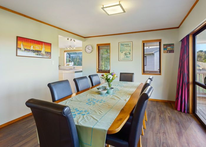  at 137 Weggery Drive, Waikanae Beach, Kapiti Coast, Wellington