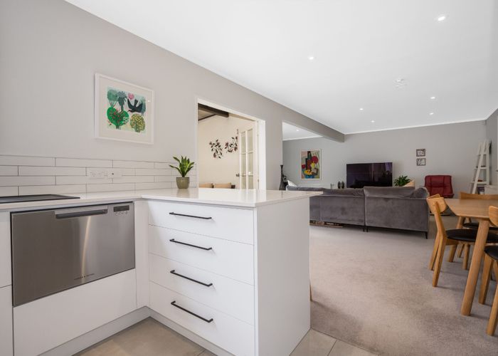  at 6/354 Muritai Road, Eastbourne, Lower Hutt
