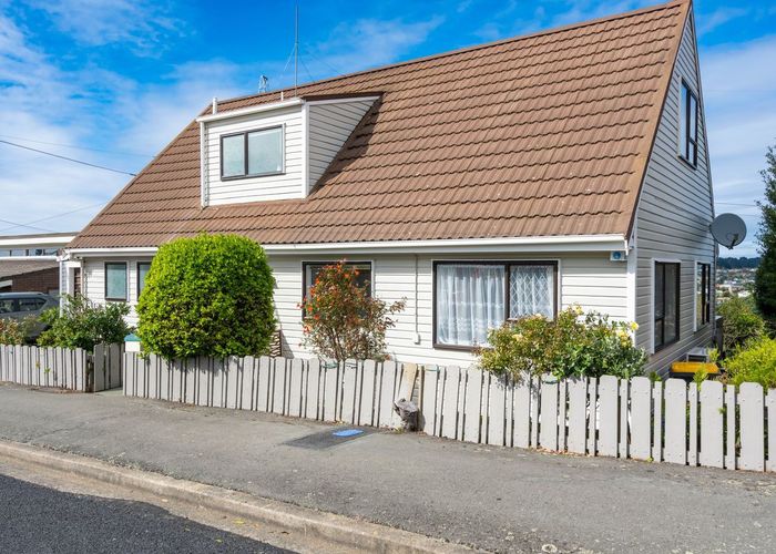  at 1A Warwick Street, Balaclava, Dunedin