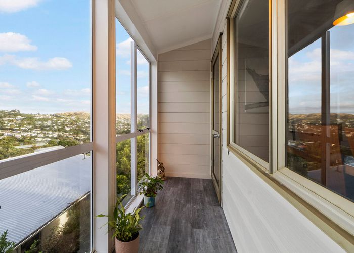  at 87 Burgess Road, Newlands, Wellington