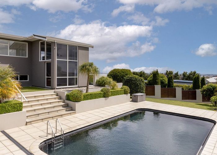  at 98 Waikite Road, Welcome Bay, Tauranga, Bay Of Plenty