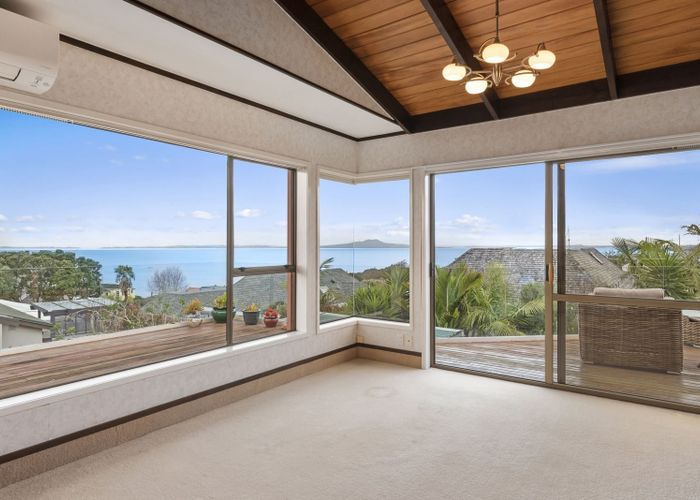  at 31 Ridge Road, Waiake, Auckland