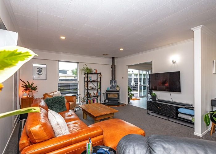  at 20 Motuoapa Pl, Kelvin Grove, Palmerston North, Manawatu / Whanganui