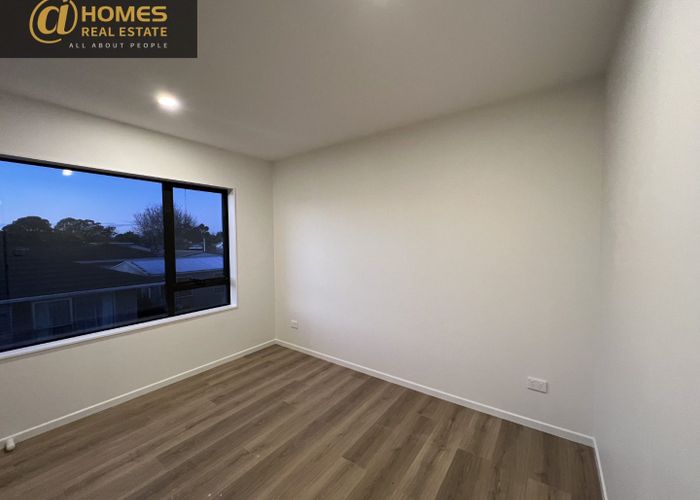  at 3B Penfold Place, Henderson, Waitakere City, Auckland