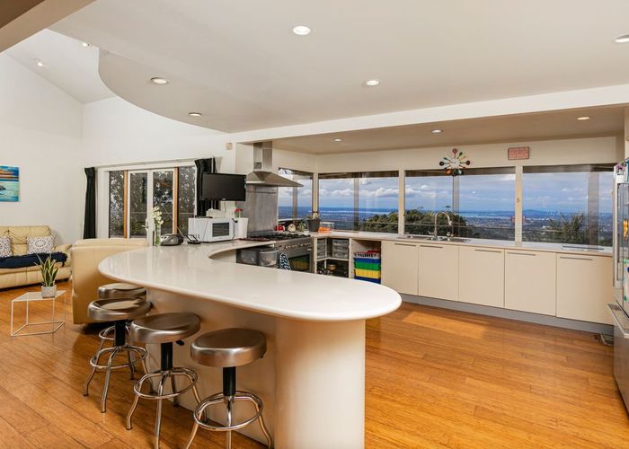  at 922 West Coast Road, Waiatarua, Auckland