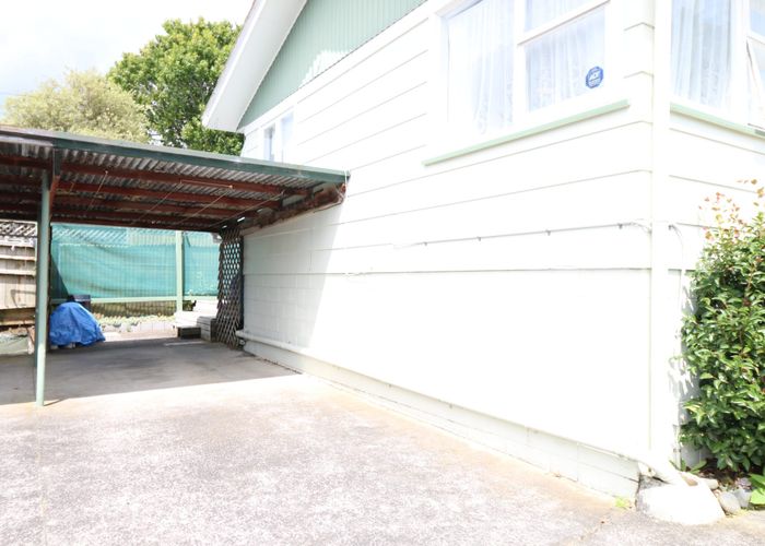  at 2/16 Rangipawa Road, One Tree Hill, Auckland City, Auckland